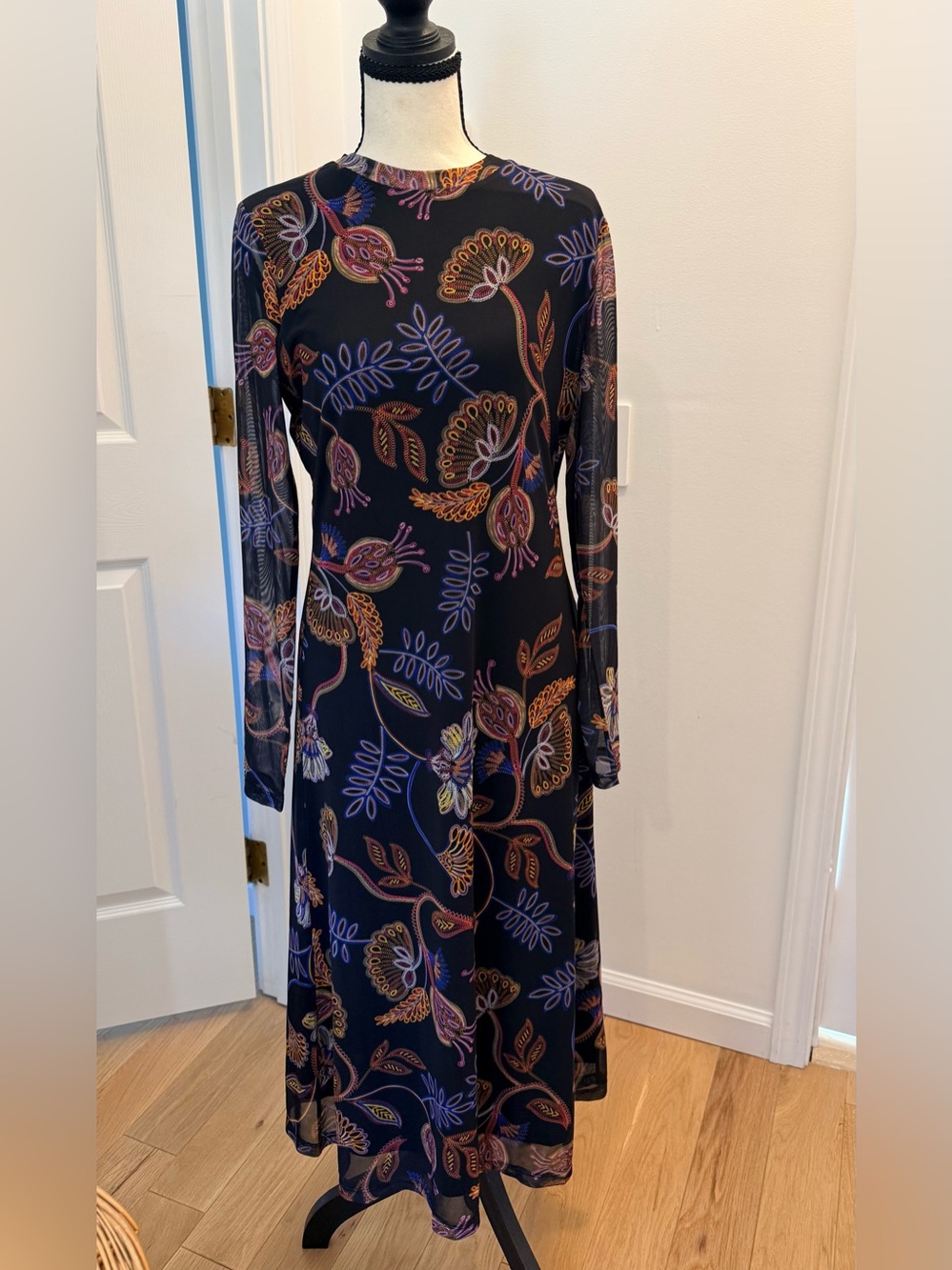 Johnny Was Shelly Floral-Print Mesh Midi Dress - Picture 4 of 16